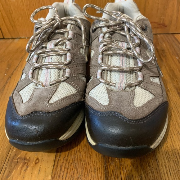 LL Bean Hiking Trails Camping Shoes Low cut Lace up Boots Shoes L.L.Bean W SZ 9 - Picture 11 of 13